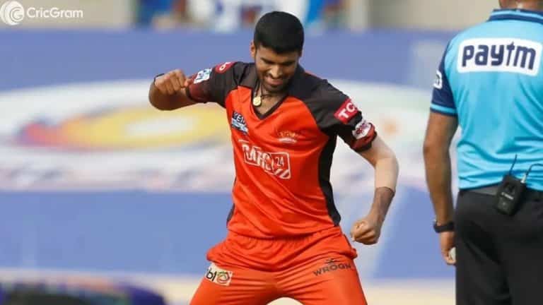 Sunrisers Hyderabad team won the match with 8 wickets
